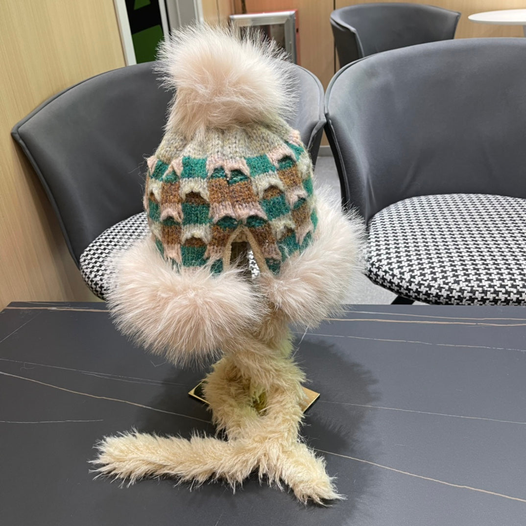 BEANIE HAT IN COLORFUL WOOL AND RABBIT FUR 392116