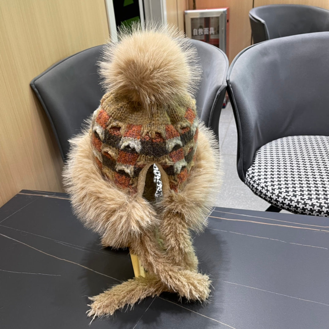 BEANIE HAT IN COLORFUL WOOL AND RABBIT FUR 392117