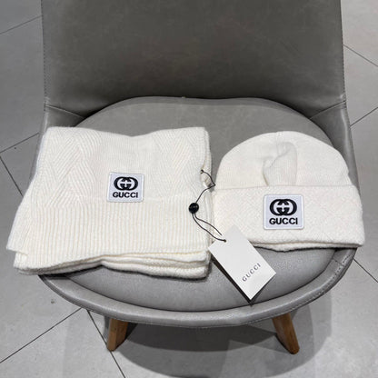 SET SCARF AND HAT IN WHITE CASHMERE AND RABBIT FUR 397373