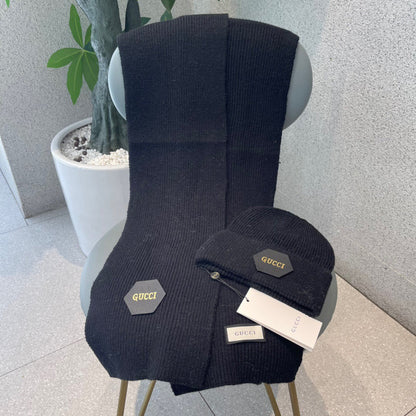 SET SCARF AND HAT IN BLACK WOOL 414805