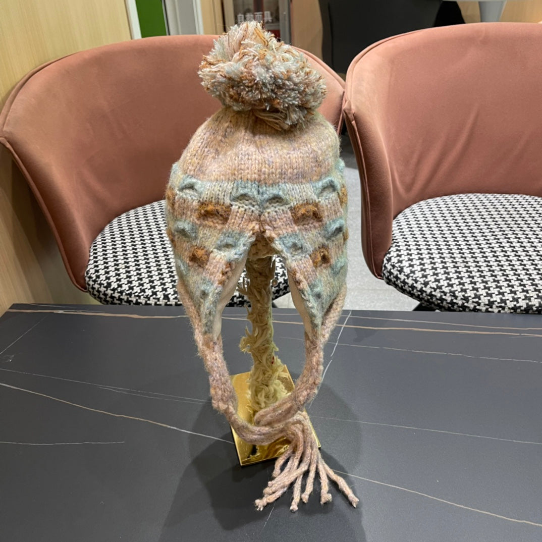 KNITTED WOOL HAT COLORFUL 425767