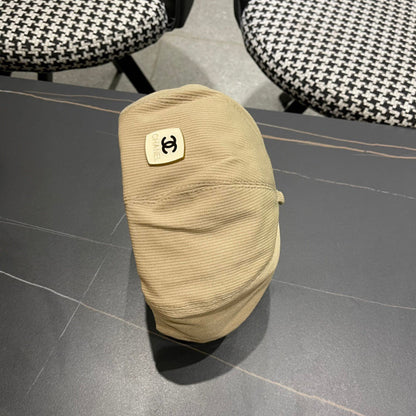 BERET HAT IN PEANUT BROWN CORDUROY 429843