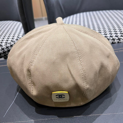 BERET HAT IN PEANUT BROWN CORDUROY 429843