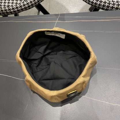 BERET HAT IN CIDER BROWN CORDUROY 429845