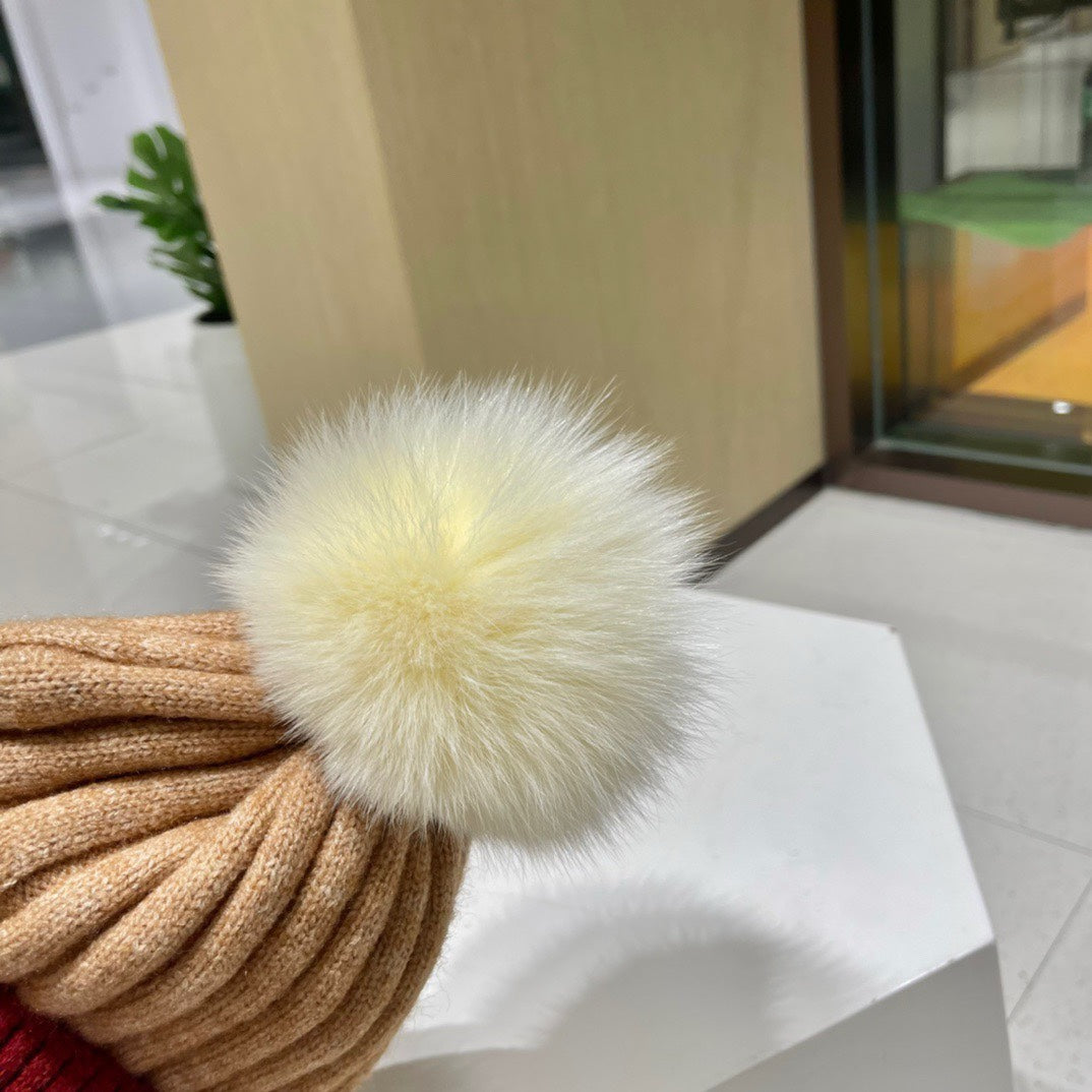 BEANIE HAT IN COLORFUL WOOL 434721