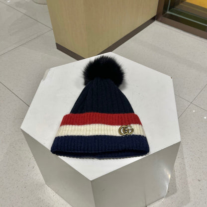 BEANIE HAT IN COLORFUL WOOL 434725