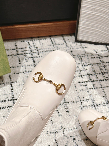 HORSEBIT ANKLE BOOTS 6.5CM IN WHITE SHEEPSKIN