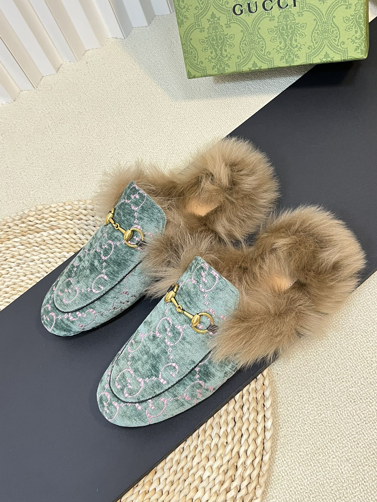 HORSEBIT MULE IN TURQUOISE MONOGRAM VELVET AND LAMB WOOL LINING