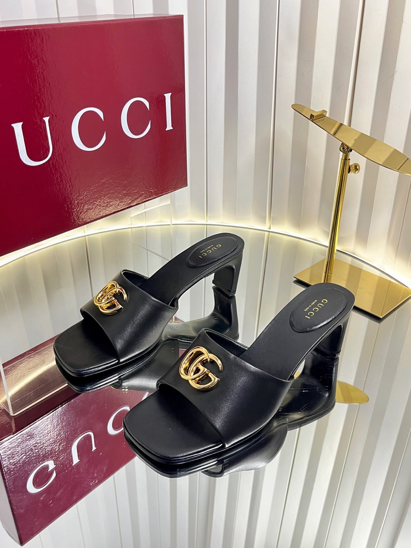GUCCI 26S HIGH-HEELED SANDALS 45 MM IN BLACK CALFSKIN