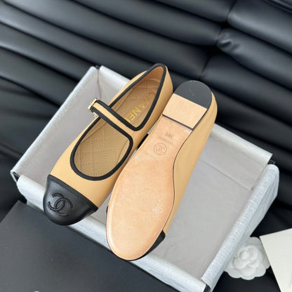 Double C Marry Jane Shoes Yellow Cream Lambskin