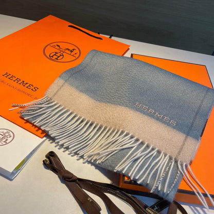 SCARF 180 CM IN POWDER BLUE CASHMERE 366045