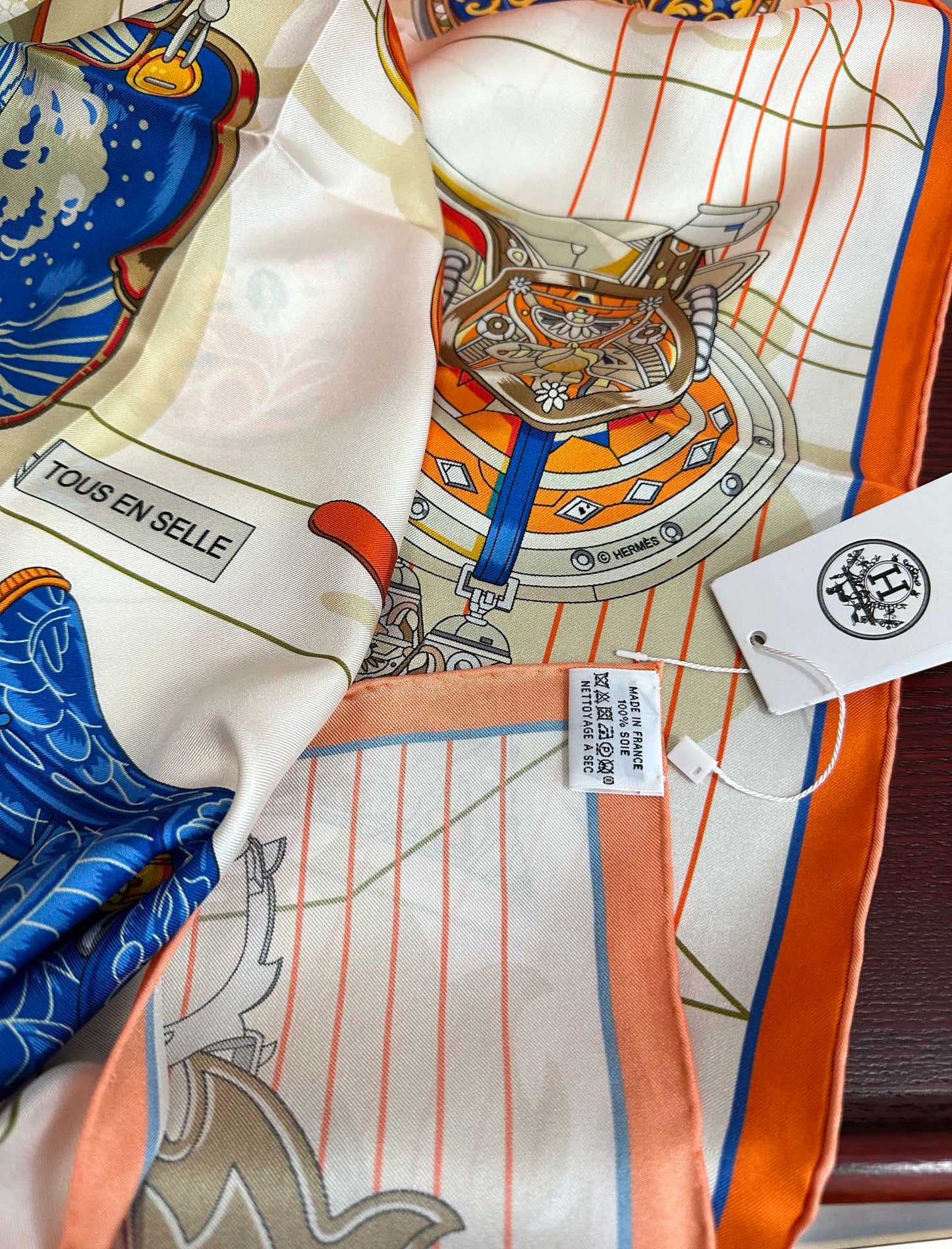 HERMES 25S SCARF 90 IN SILK 002