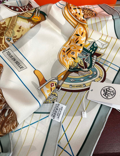 HERMES 25S SCARF 90 IN SILK 001