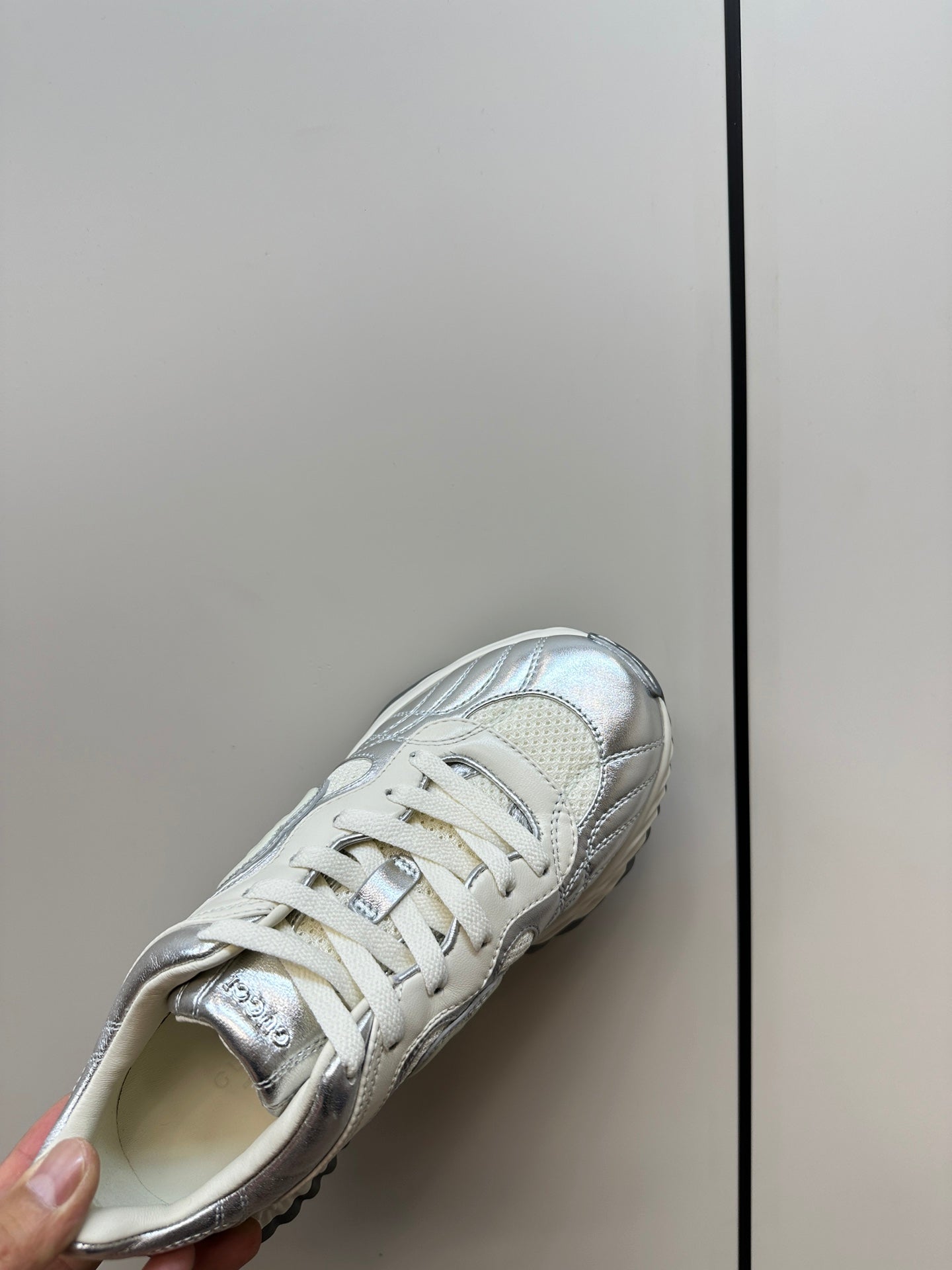 GG Ripple Leather Sneakers White Silver
