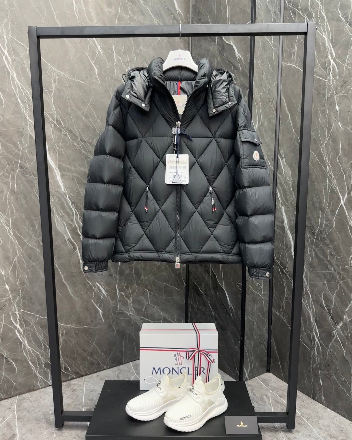 Women's Moncler Quilted Puffer Jacket Black Color with hood-Style225