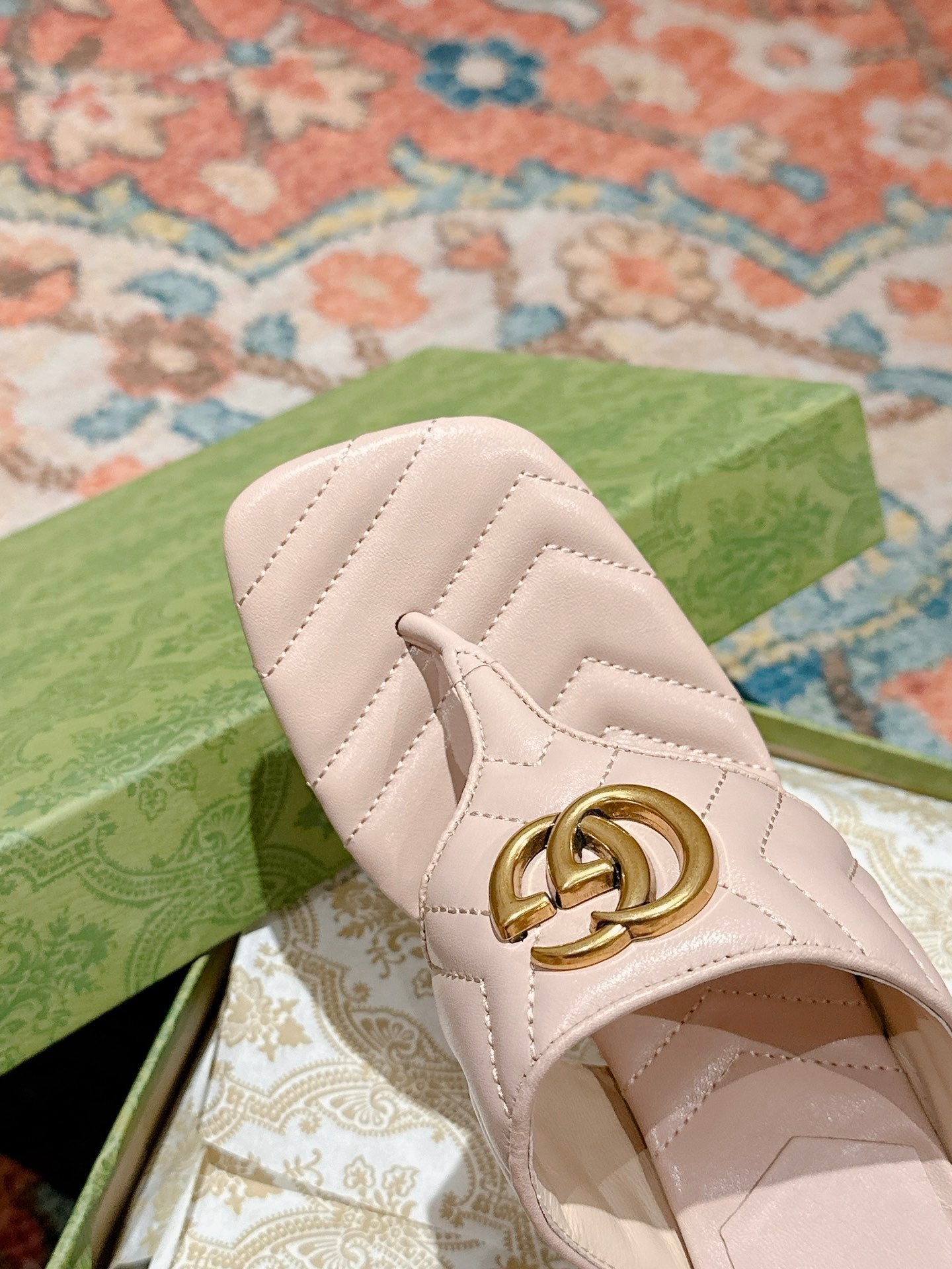 HIGH THONG MULE 55MM IN BEIGE CREAM CALFSKIN WITH GOLD HARDWARE