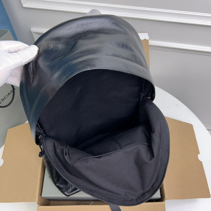 EXPLORER BACKPACK 47 IN BLACK ARENA LAMBSKIN