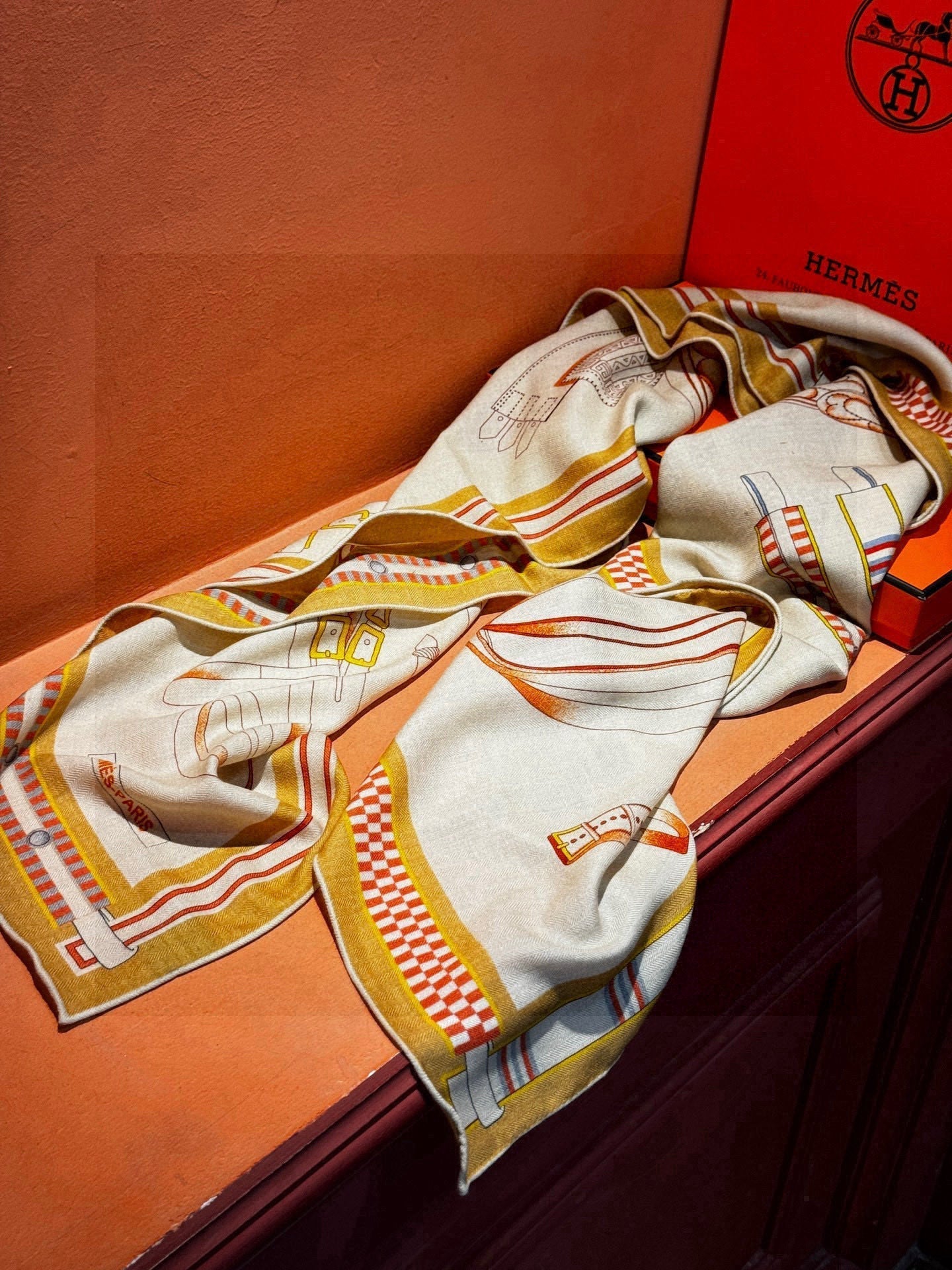HERMES 25S SCARF 140 IN SILK AND CASHMERE 735808