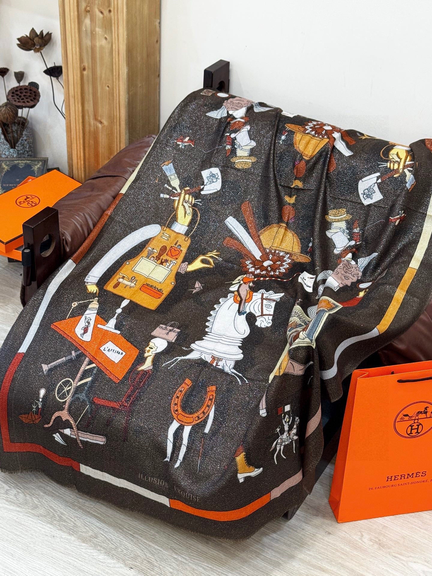 HERMES 25S SCARF 200 IN SILK 856441