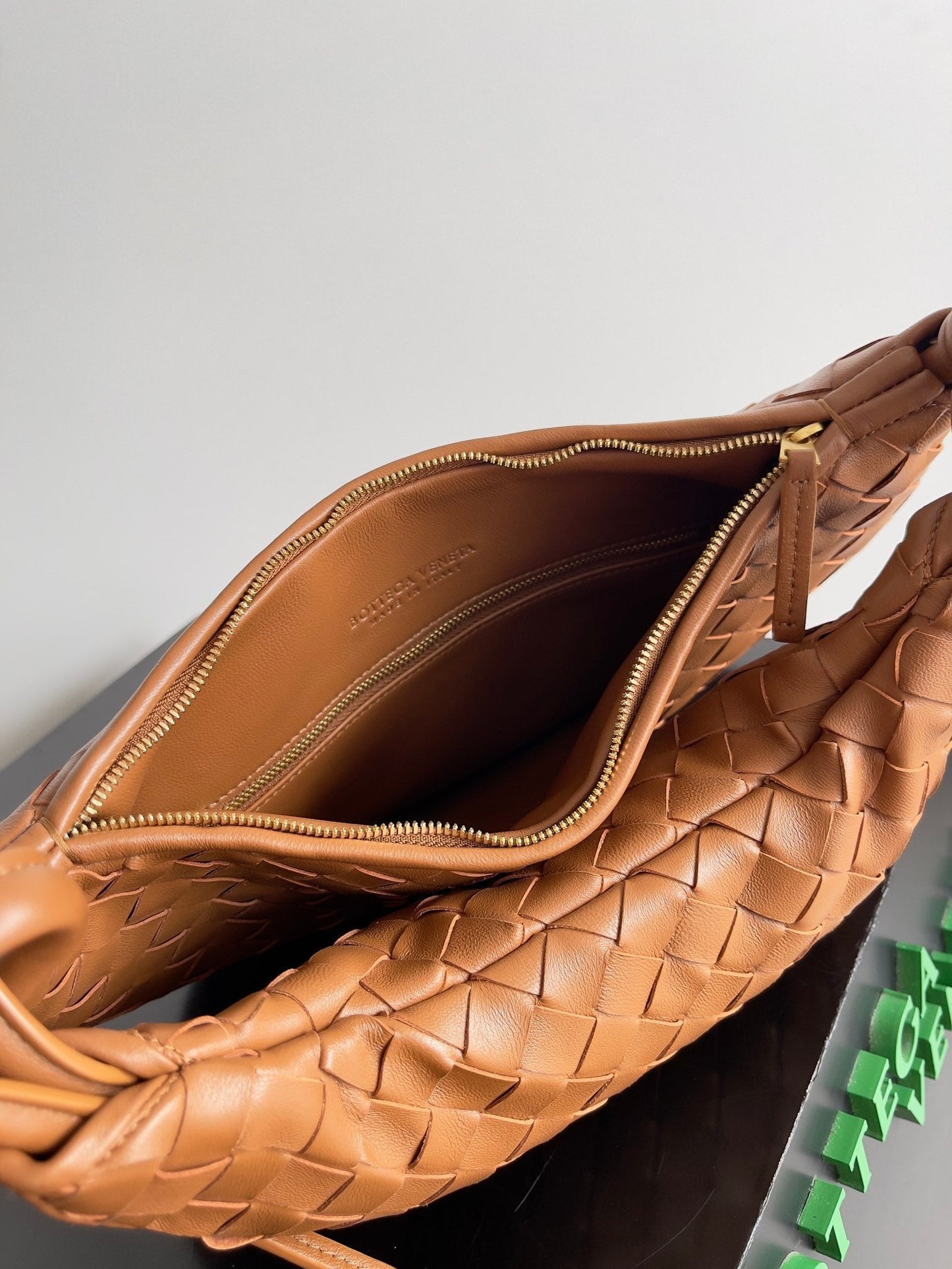 MEDIUM GEMELLI SHOULDER BAG 36 IN BROWN LAMBSKIN