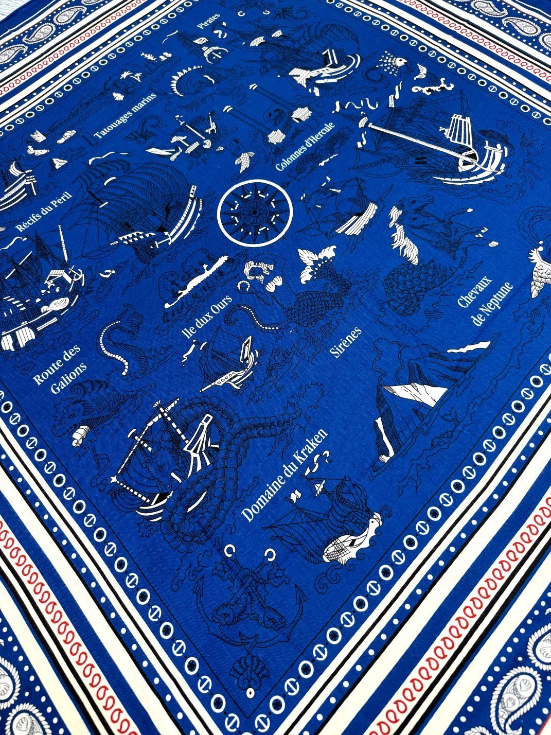 HERMES 25S SCARF 135 IN CASHMERE SILK 729040