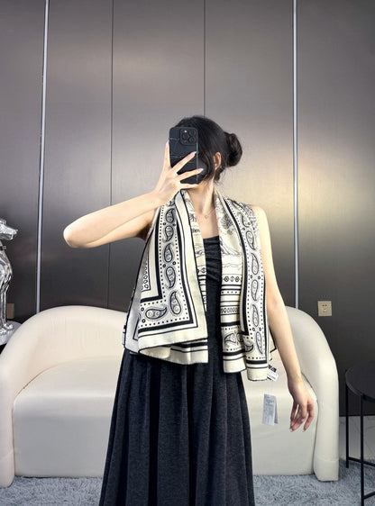 HERMES 25S SCARF 135 IN CASHMERE SILK 729038