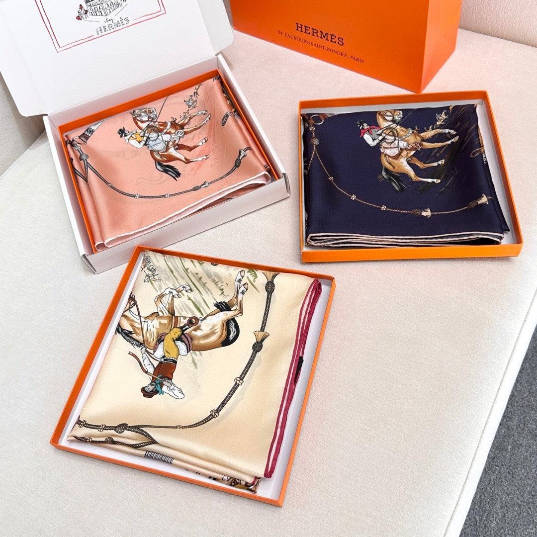 HERMES 25S SCARF 90 IN SILK 720008