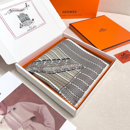 HERMES 25S SCARF 90 IN SILK 735857