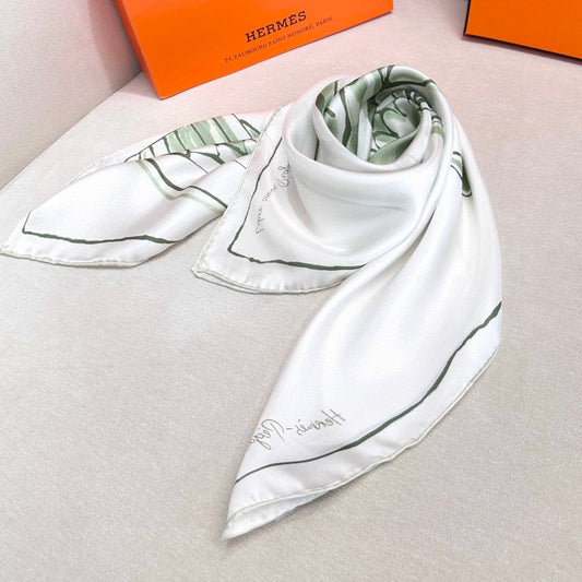 HERMES 25S SCARF 90 IN SILK TWILL 733936