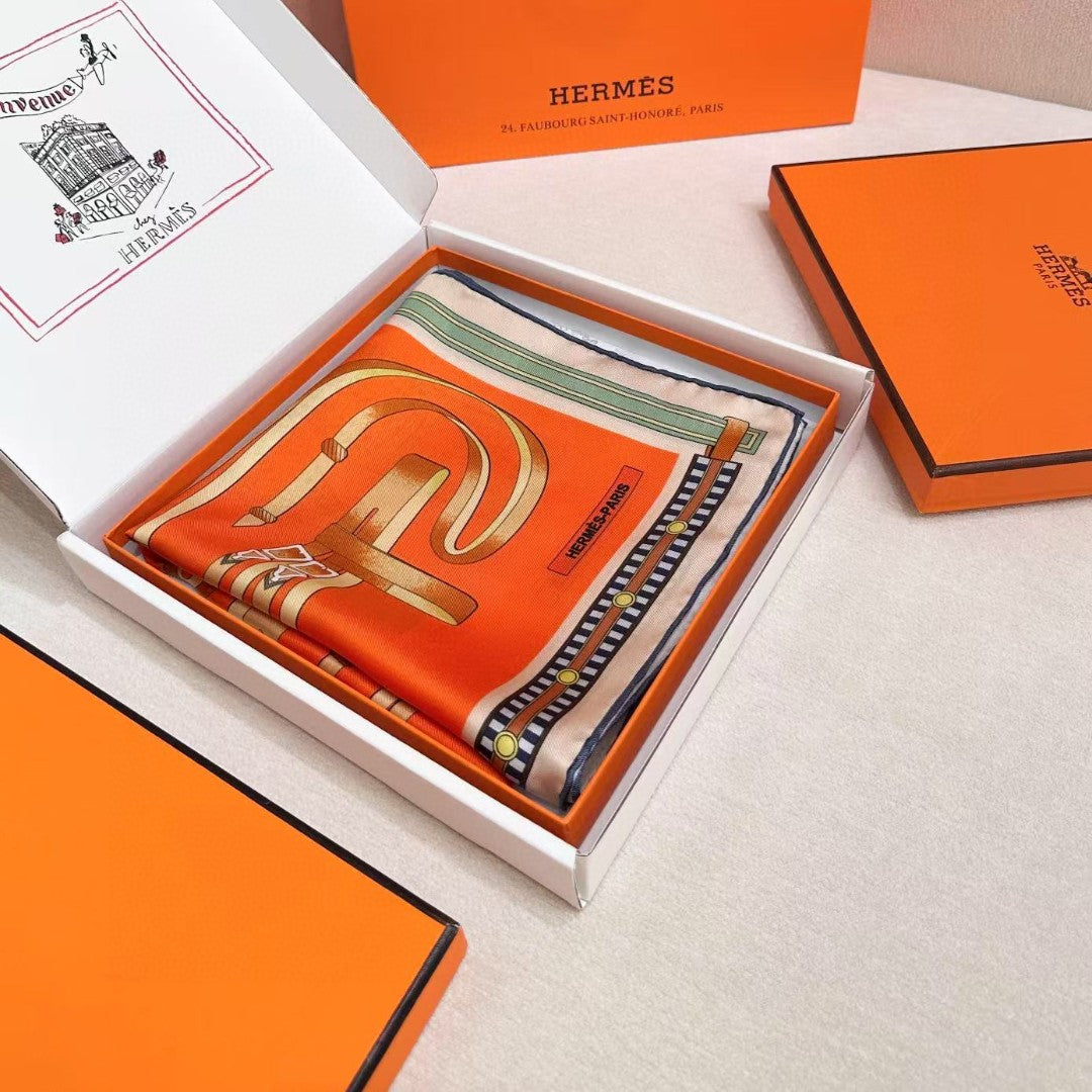 HERMES 25S SCARF 90 IN SILK 735838