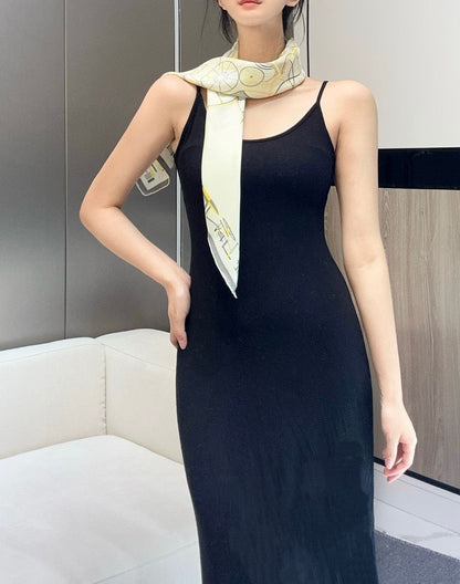 HERMES 25S SCARF 90 IN SILK 737178