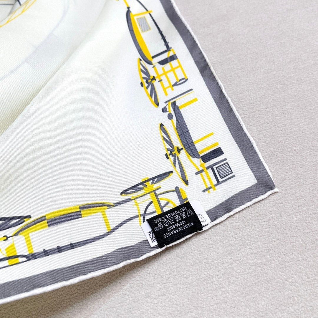 HERMES 25S SCARF 90 IN SILK 737178