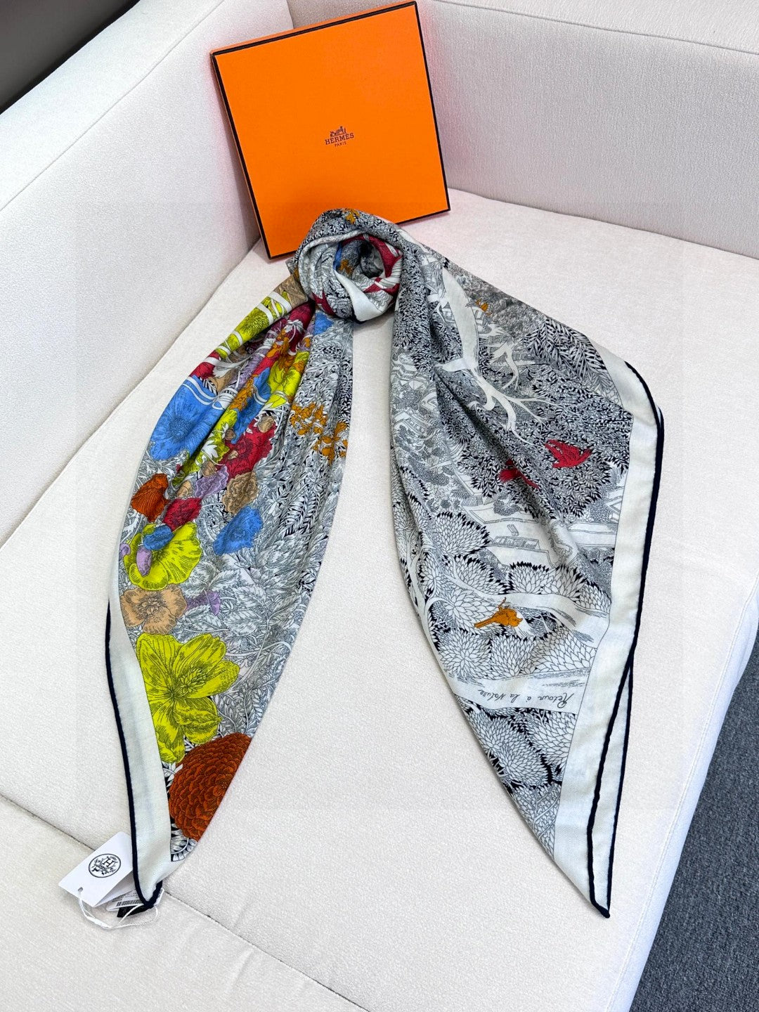 HERMES 25S SCARF 135 IN CASHMERE SILK 733938
