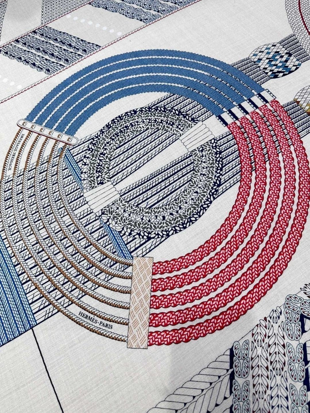 HERMES 25S SCARF 140 IN SILK 727340