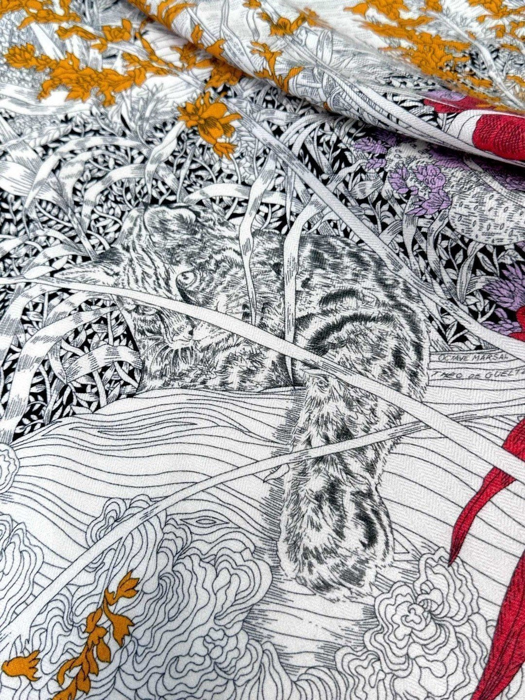 HERMES 25S SCARF 135 IN CASHMERE SILK 733938