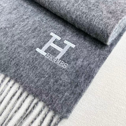 HERMES 25S SCARF 190 IN CASHMERE 986002