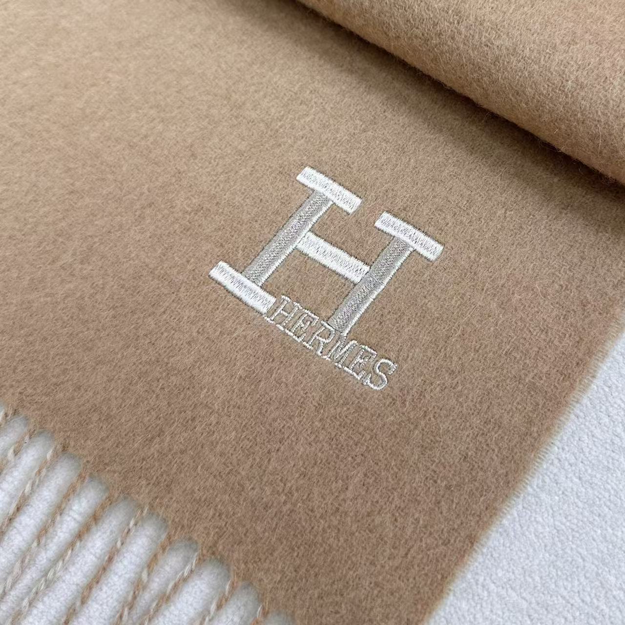 HERMES 25S SCARF 190 IN CASHMERE 985999