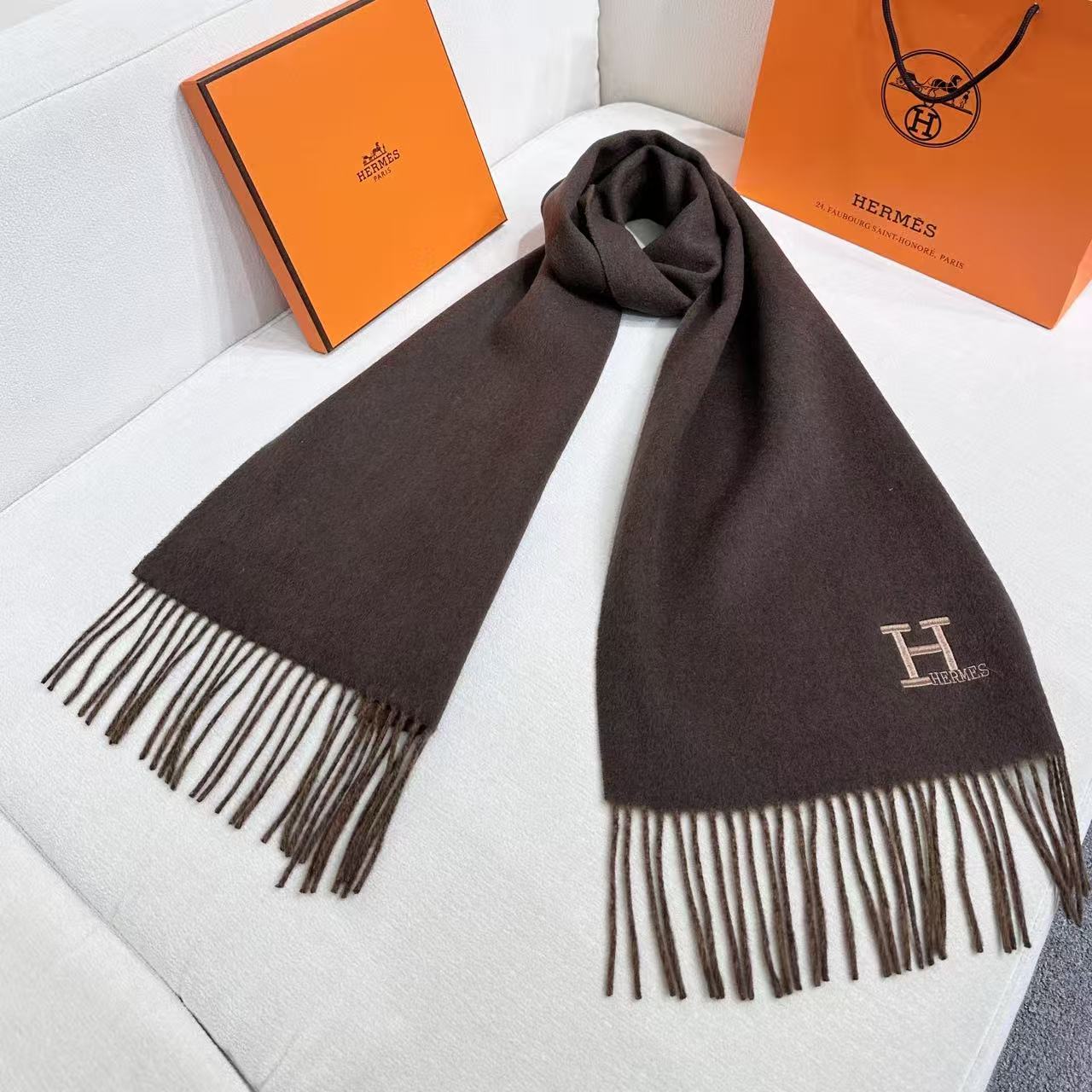HERMES 25S SCARF 190 IN CASHMERE 986000