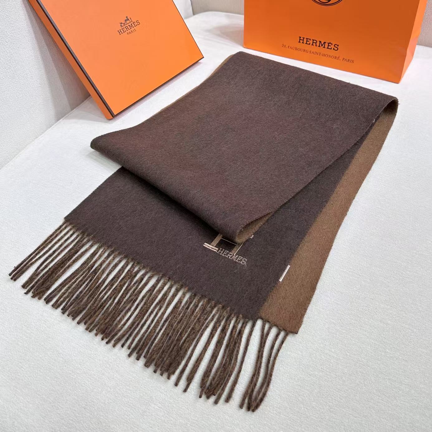 HERMES 25S SCARF 190 IN CASHMERE 986000