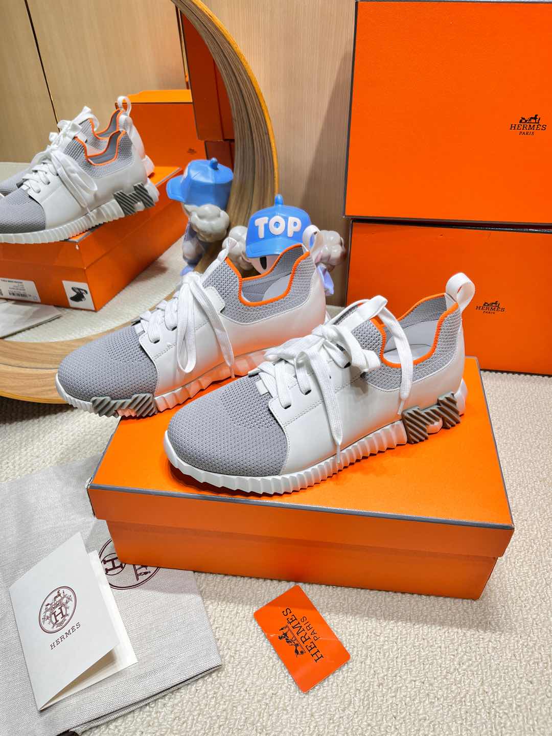 DEPART SLIP-ON SNEAKER IN WHITE MIX SHARK GRAY KNIT AND CALFSKIN