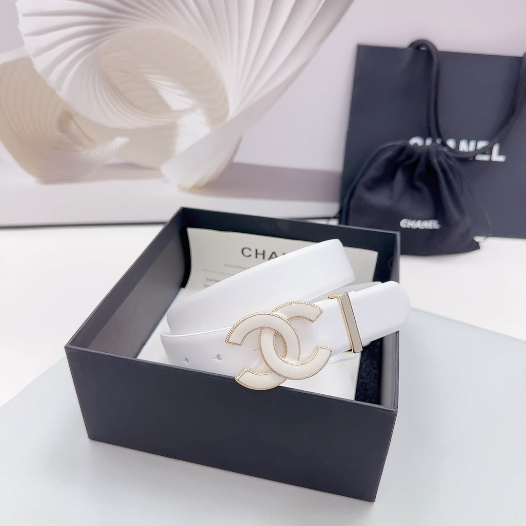 CC 30MM BELT IN WHITE SMOOTH CALFSKIN METAL HARDWARE