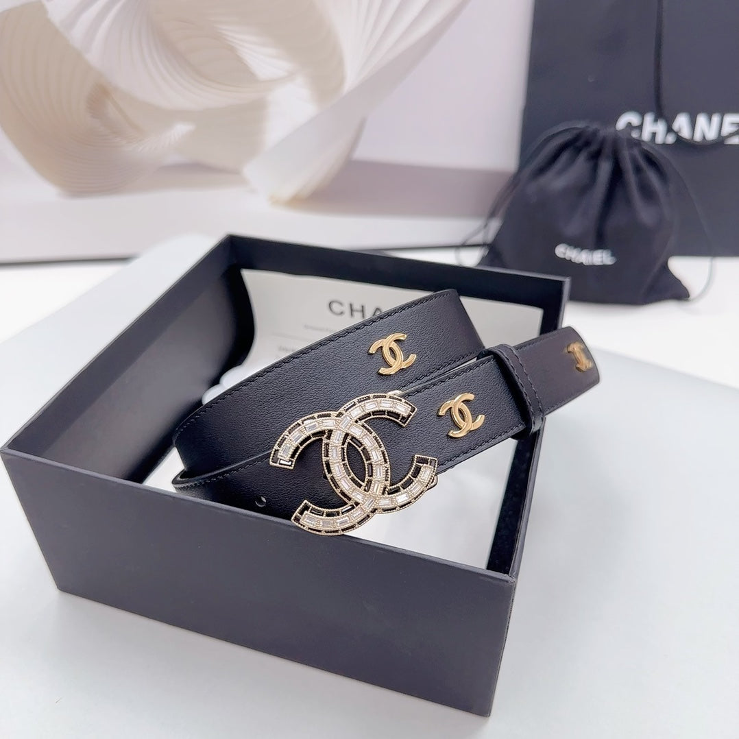 CC 30MM BELT IN BLACK SMOOTH CALFSKIN METAL LOGO GOLD HARDWARE