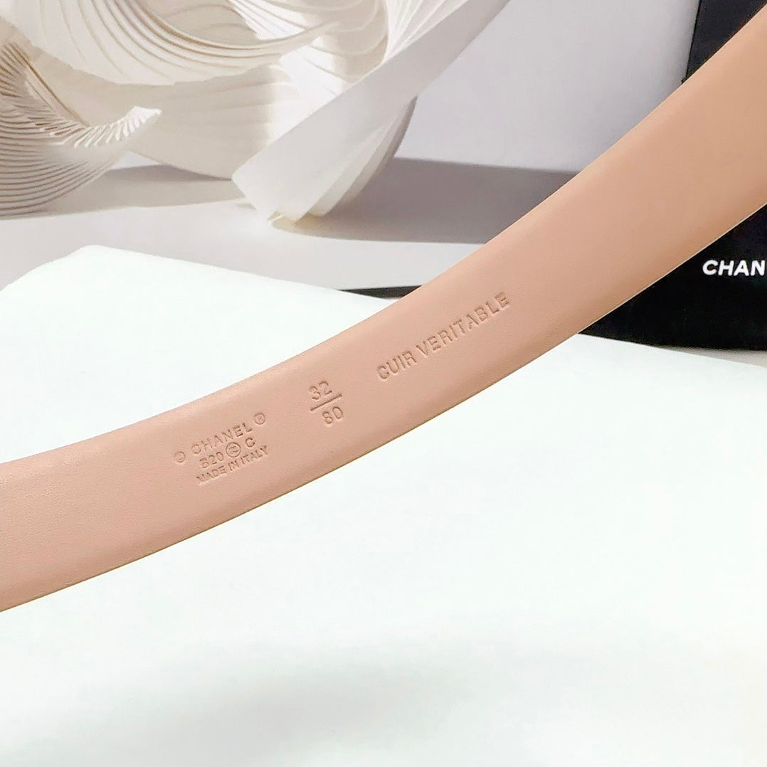 CC 30MM BELT IN DESERT SAND CALFSKIN METAL HARDWARE