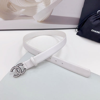 CC 30MM BELT IN WHITE CALFSKIN METAL HARDWARE