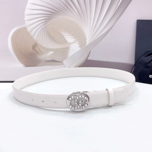 CC 30MM BELT IN WHITE CALFSKIN SILVER HARDWARE ATTACH PEARLS