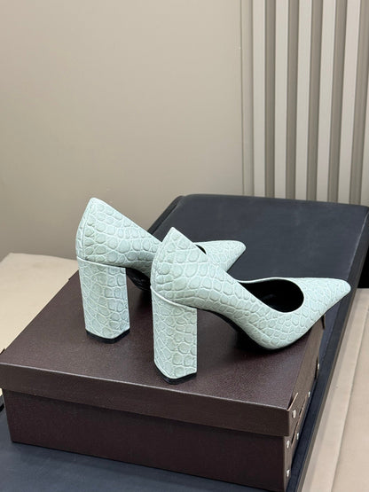 ALAIA 25S POINTY TOE PUMPS 90MM IN CELADON GREEN CALFSKIN
