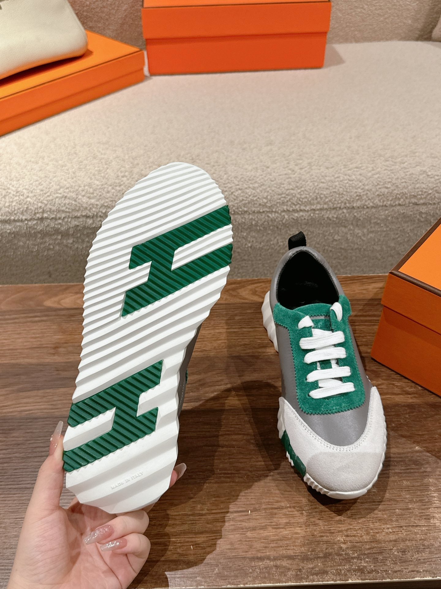 MAINLAND SNEAKER IN PALE GRAY SUEDE AND MOUSE GRAY CALFSKIN