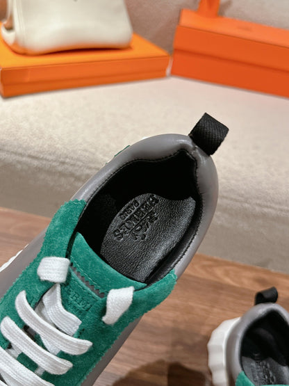 MAINLAND SNEAKER IN PALE GRAY SUEDE AND MOUSE GRAY CALFSKIN