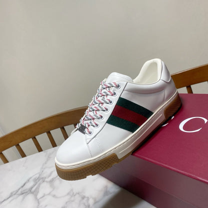 GUCCI 26S SNEAKER IN WHITE CALFSKIN