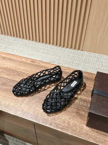 ALAIA MESH BALLET FLATS 25S IN BLACK LAMBSKIN